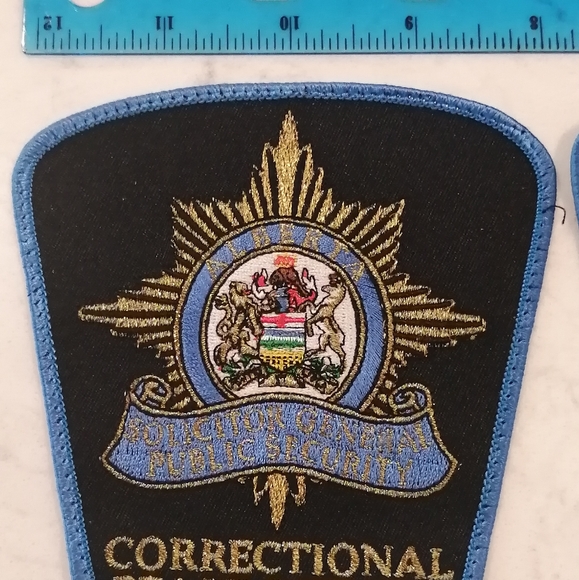 Alberta Corrections Sew on crest - Picture 2 of 2